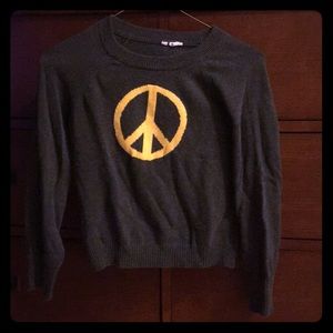 Sweater with peace sign